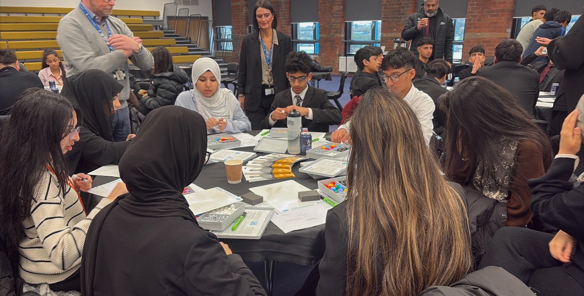 Dixons McMillan Academy tweet media