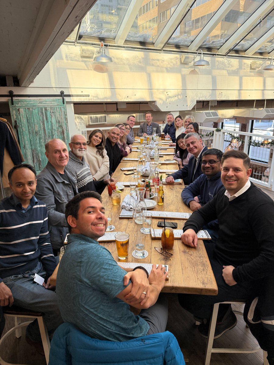 It’s a busy week in the Calgary Office...and we’re here for it!

We’ve celebrated our Service Award recipients over lunch, celebrated birthdays, hosted an internal video shoot, and held our North American Town Hall. 

Never a dull moment around here! 👊