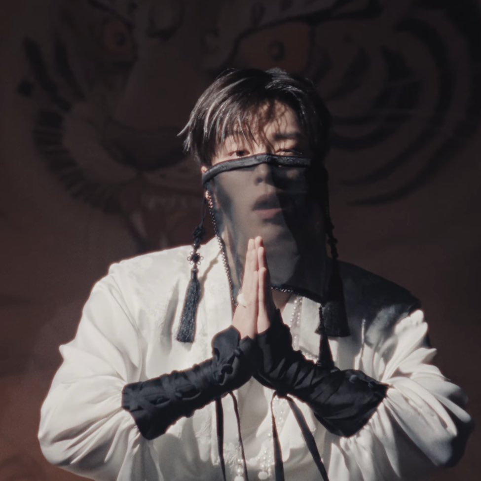 Seungmin (@kimminiverse) on Twitter photo 