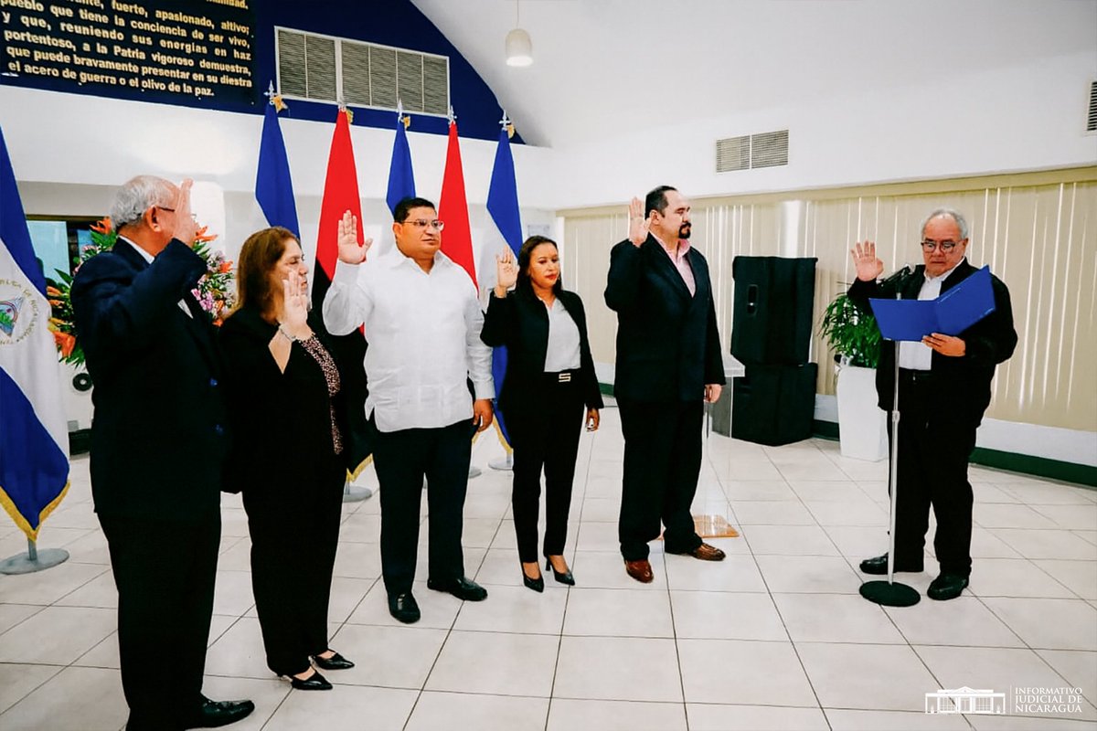 #InformativoJudNic | 🏛 La mañana de este jueves 27 de noviembre de 2025, la Junta Directiva de la Asamblea Nacional de Nicaragua realizó el acto de juramentación de los cinco magistrados y magistradas de la Corte Suprema de Justicia propuestos por la Presidencia de la República.