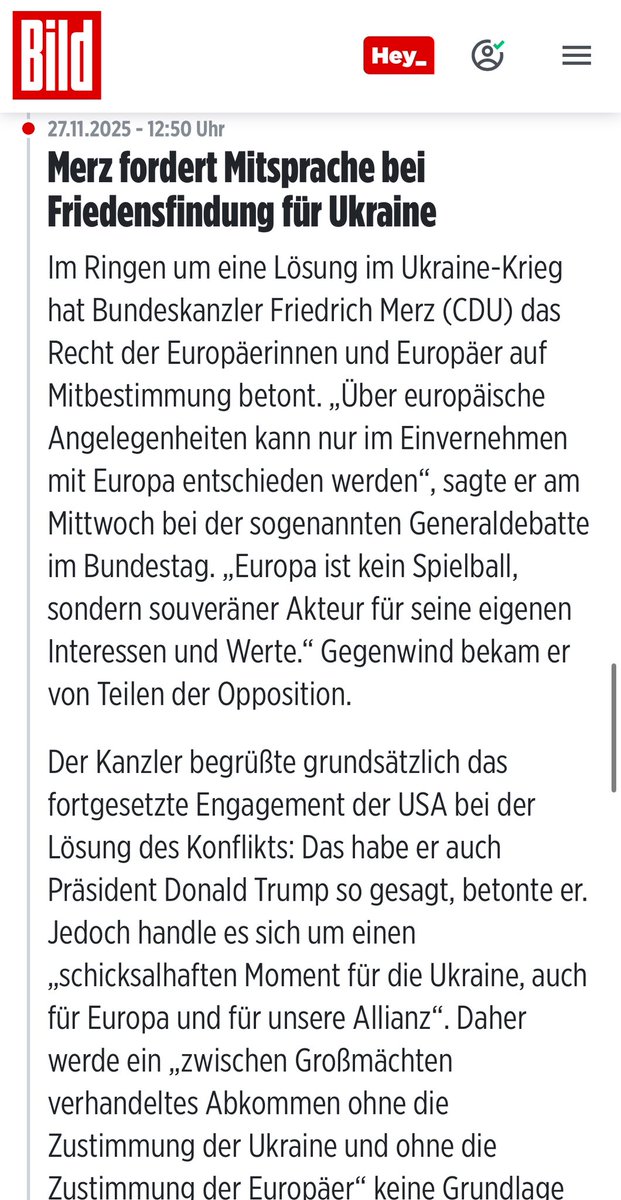 Erst hieß es: „Nur die Ukraine entscheidet, wann der Krieg endet.“
Jetzt will Friedrich Merz, dass Europa mit am Tisch sitzt.
Warum nicht gleich der Weltkirchenrat, der ESC, DFB und die WHO?
Wenn alle mitreden, stirbt der Krieg an Verfahrensfehlern.