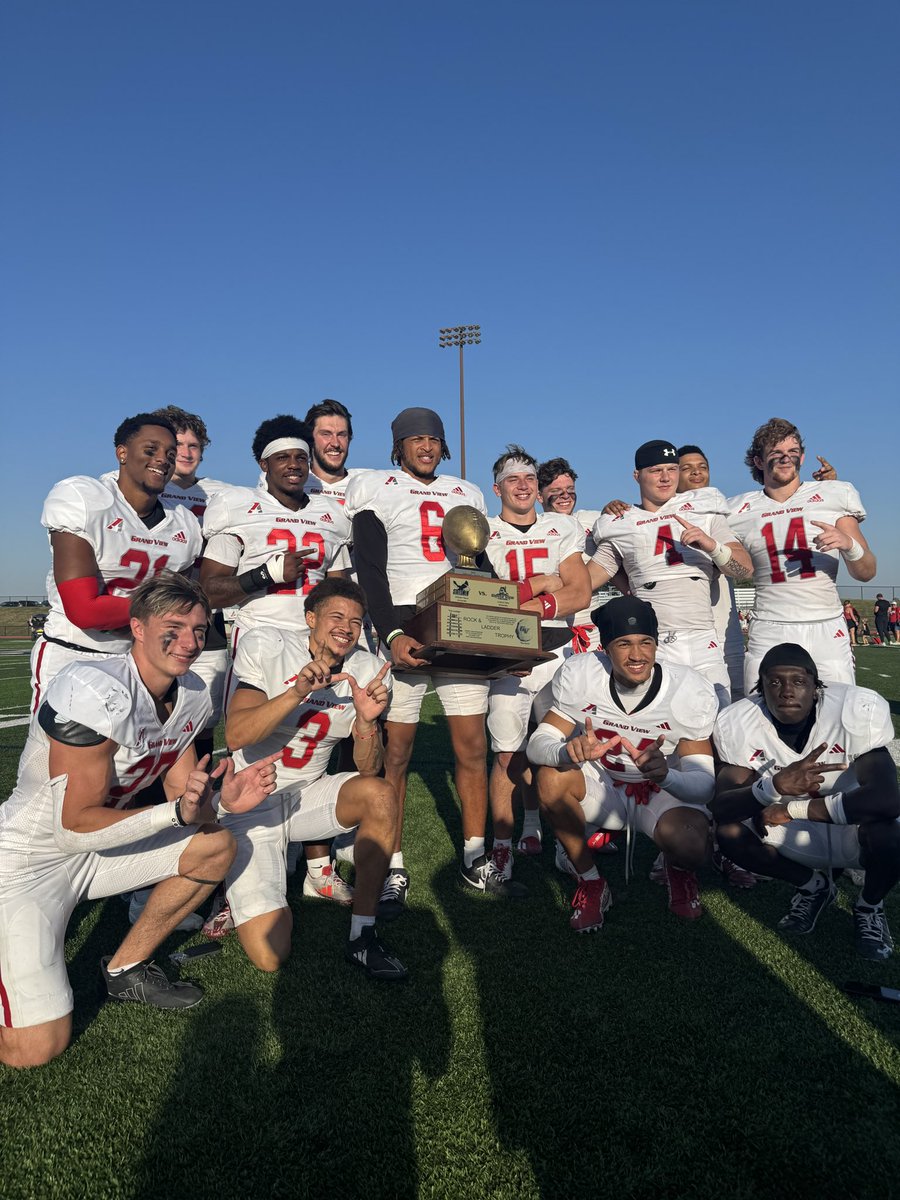 Felix King tweet media