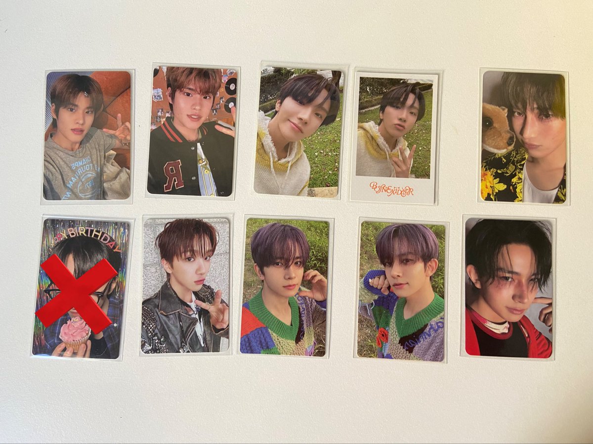 gente levem esses photocards que eu to vendendo e questao de necessidade pf

cada sohee é 35
woonhak por cierto (so vendo set) ta 70
os desire unleash estao 40 cada sunoo e heeseung
n sei qnto ta essa pob do hakie, podemos fazer um valor negociavel
os orange blood sao 25 cada