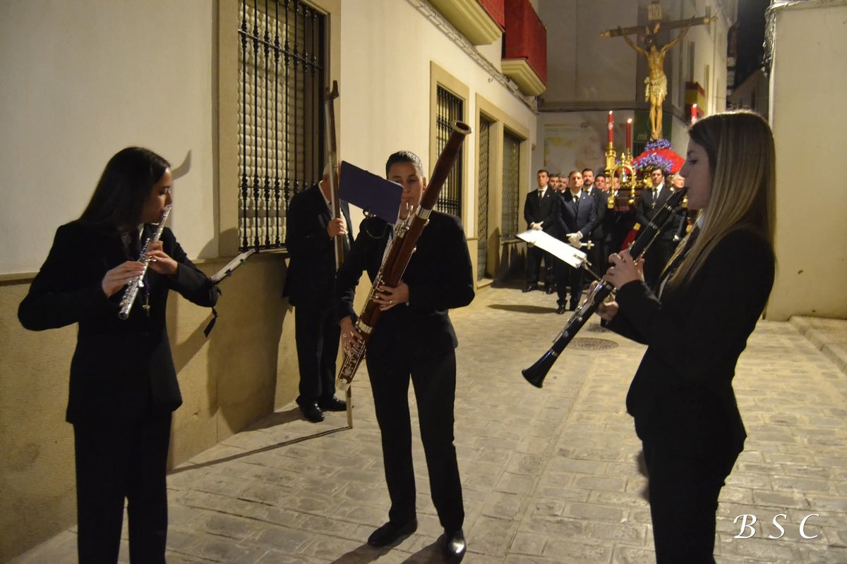 HOY ES JUEVES DEL SEÑOR

Por todos los MÚSICOS de nuestro pueblo...

Padre nuestro...

Expiraste Jesús, pero tu muerte hizo brotar un manantial de vida para las almas y el océano de tu misericordia inundo todo el mundo. 
#BlancoyMorado #SeriosPeroNoTristes #divesinmisericordia