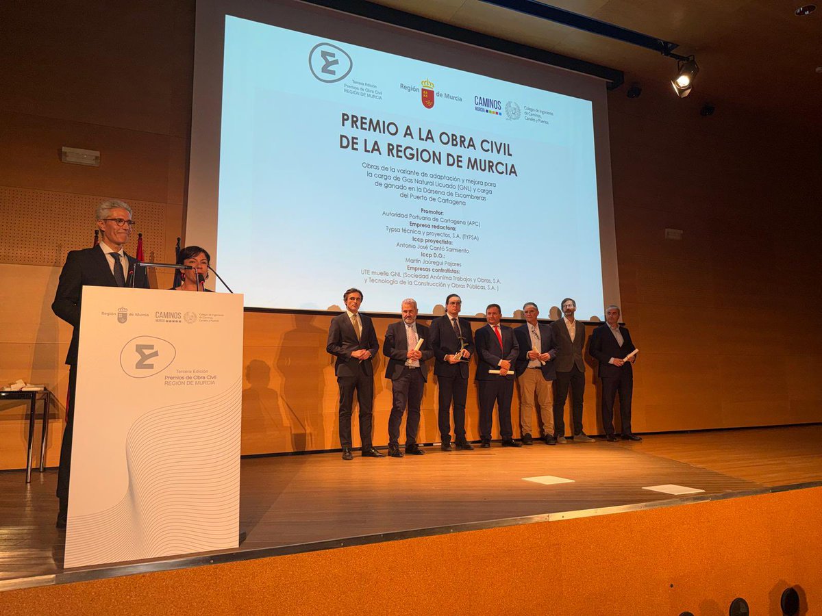 🥇🏆 Premio Regional de Obra Civil 2025 ha recaído en la adaptación y mejora de la terminal de carga de GNL y ganado del <a href="/PuertodeCtg/">Puerto de Cartagena</a> 

La actuación premiada representa uno de los hitos recientes más relevantes en la modernización portuaria del sureste español.