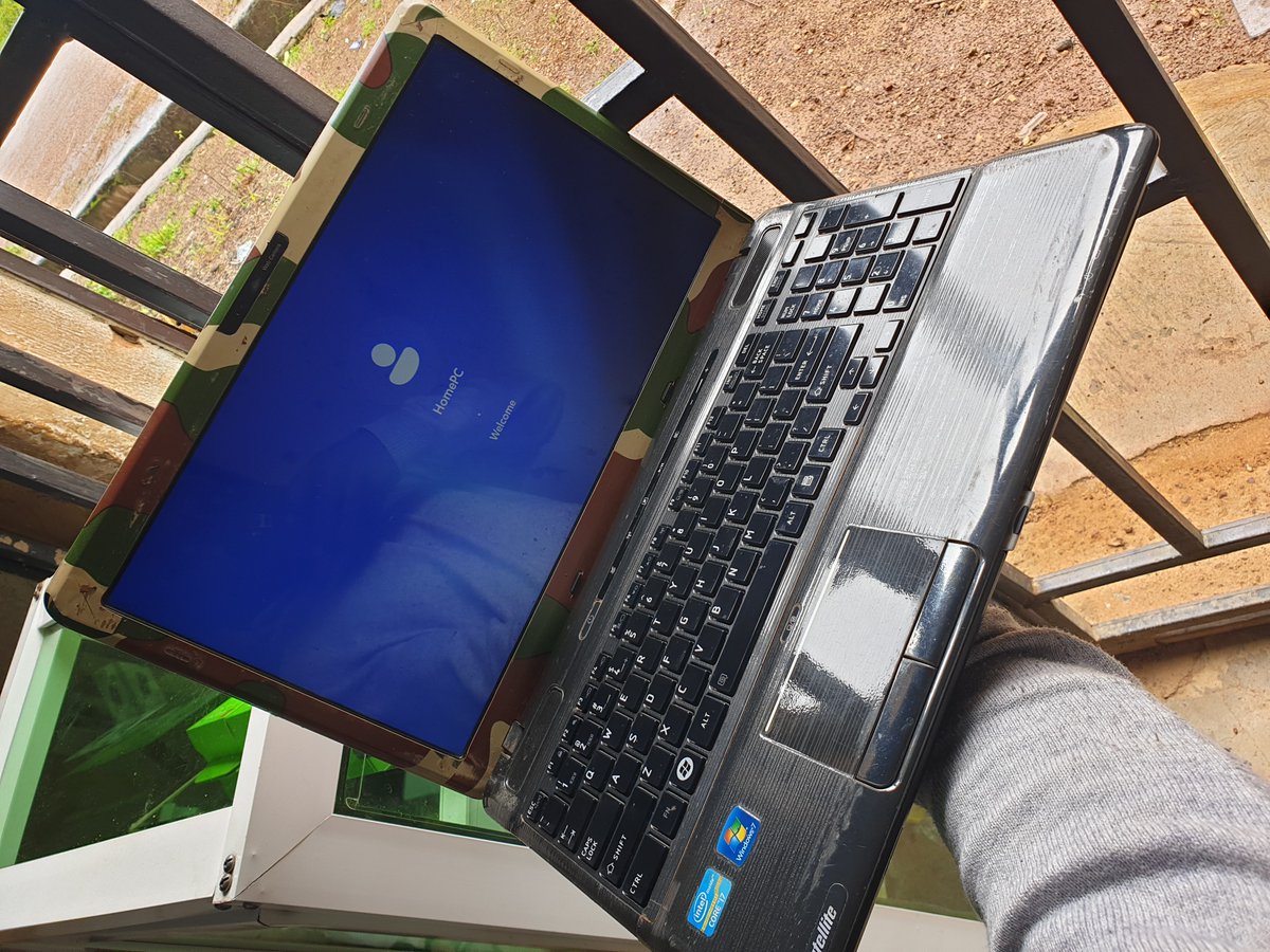 Buyonwasapp_ng's tweet image. 🔥TOSHIBA Satellite P750 – Available Now on Buyonwasapp.ng!
💰 ₦100000  📍 #ComputerHardware #Electronics&amp;amp;Media #Barkinladi #Plateau - 
🔗  tinyurl.com/27oddfdz
💬Buy directly From The seller On WhatsApp 👇
Become a seller today join us