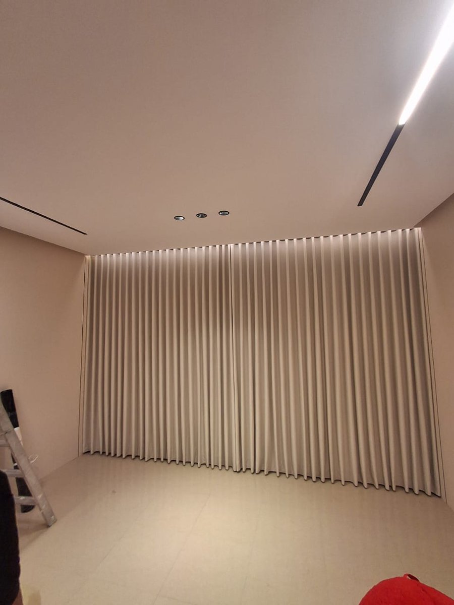 تفصيل افضل انواع الستاير الوي في 
مصنع العمار للستائر 
0501659001