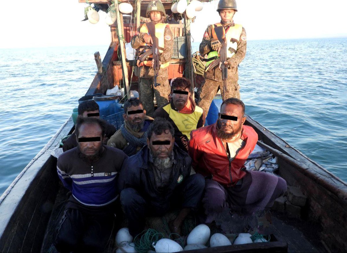 AA nabs 12 Bangladeshis for poaching in  Rakhine waters
narinjara.com/news/detail/69…