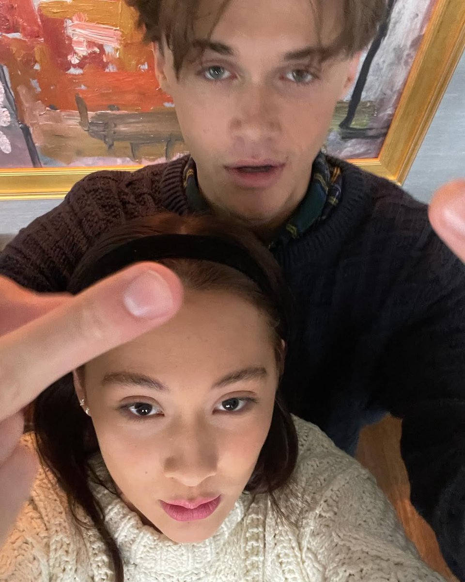 belly and conrad                         chris and lola