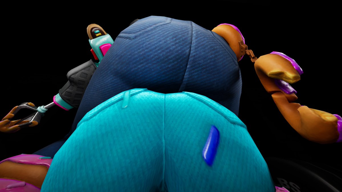 FortButtPics 🔞 tweet media