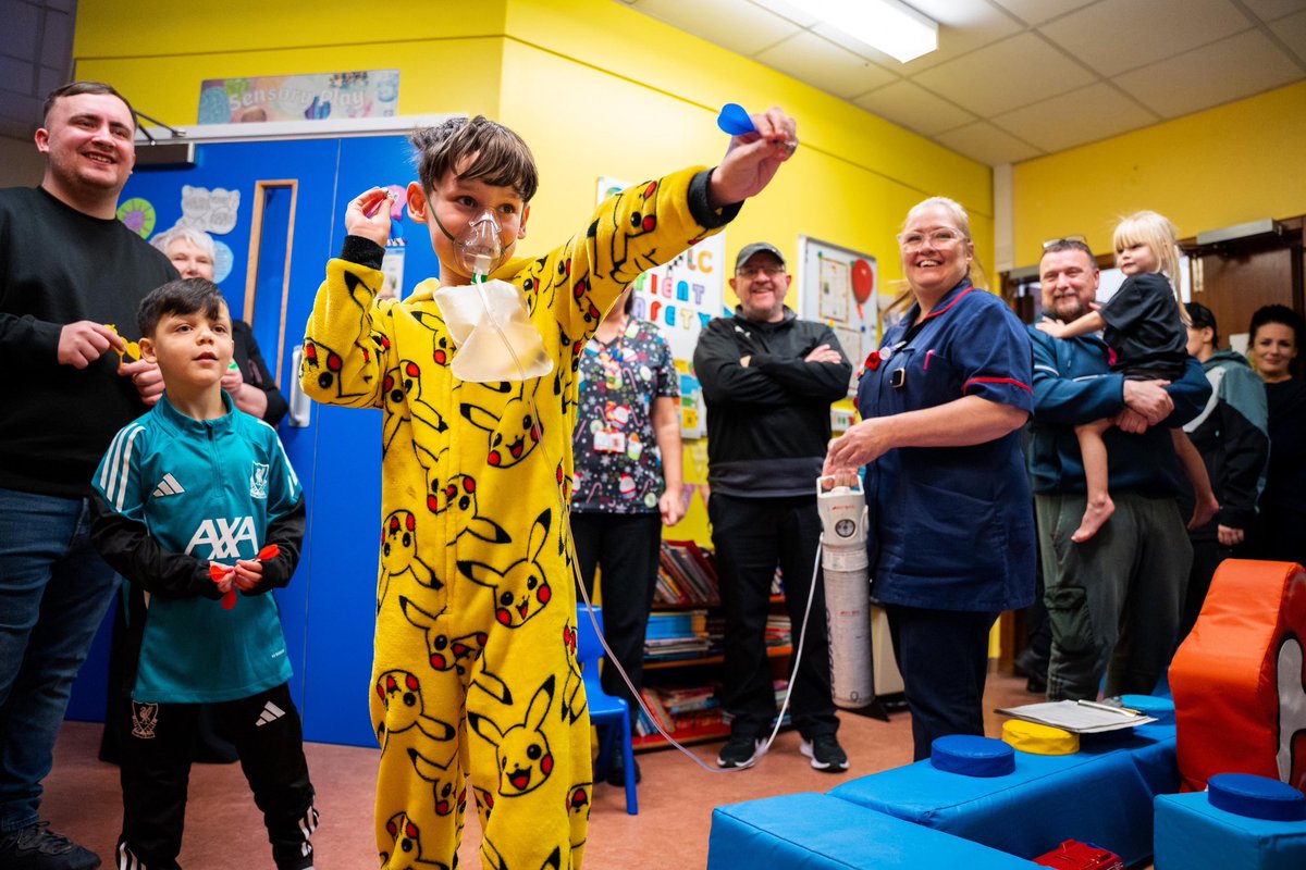 Luke Littler tweet media