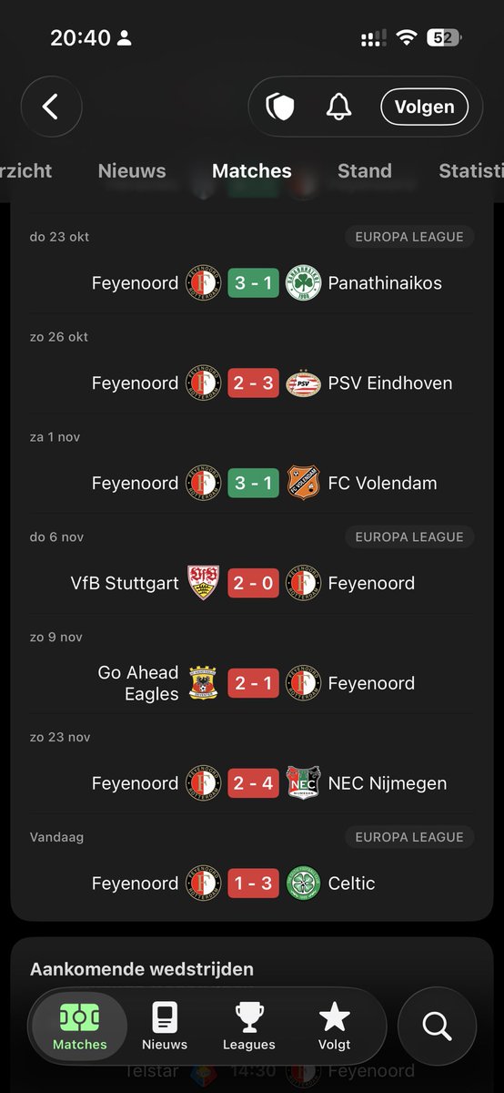 wesselos's tweet image. Dat is het verschil; in Amsterdam breekt de pleuris  uit mag Heitinga vertrekken.  In Rotterdam halen ze de achouders op en vinden het wel best.  Crisis? Nee joh wat maakt het uit. #feyenoord #ajax