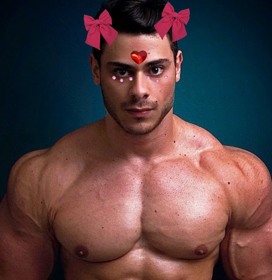 ADaCotaMonteiro's tweet image. Eu racho quando mandam uma pitubul femea pro petshop e ela volta assim pra casa