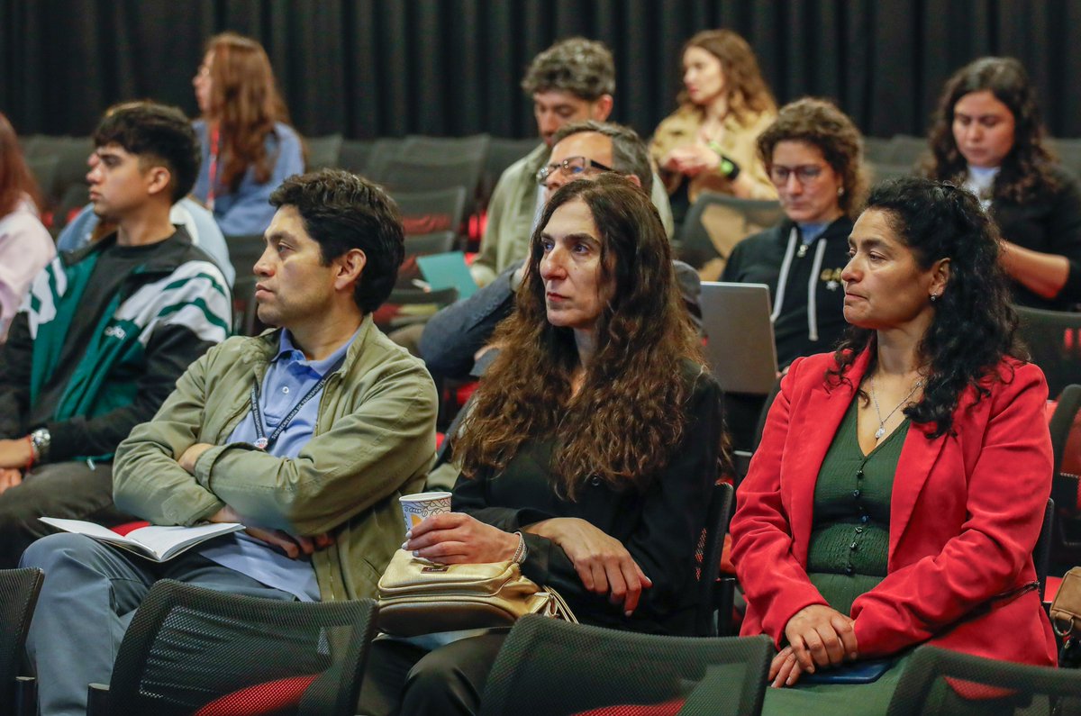 #ExperienciaFIC 🙌 Este miércoles 26 de noviembre se realizó el seminario “Seguridad en el transporte público con perspectiva de género”, organizado en conjunto con el <a href="/MTTChile/">Ministerio de Transportes y Telecomunicaciones</a>.

📲 Revive el seminario completo en youtube.com/watch?v=chMyEX…