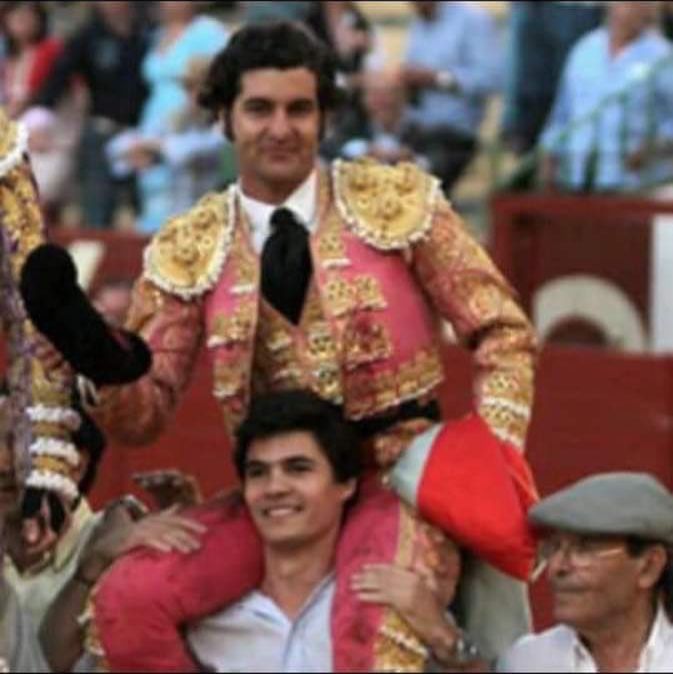 GxldeMorante tweet media