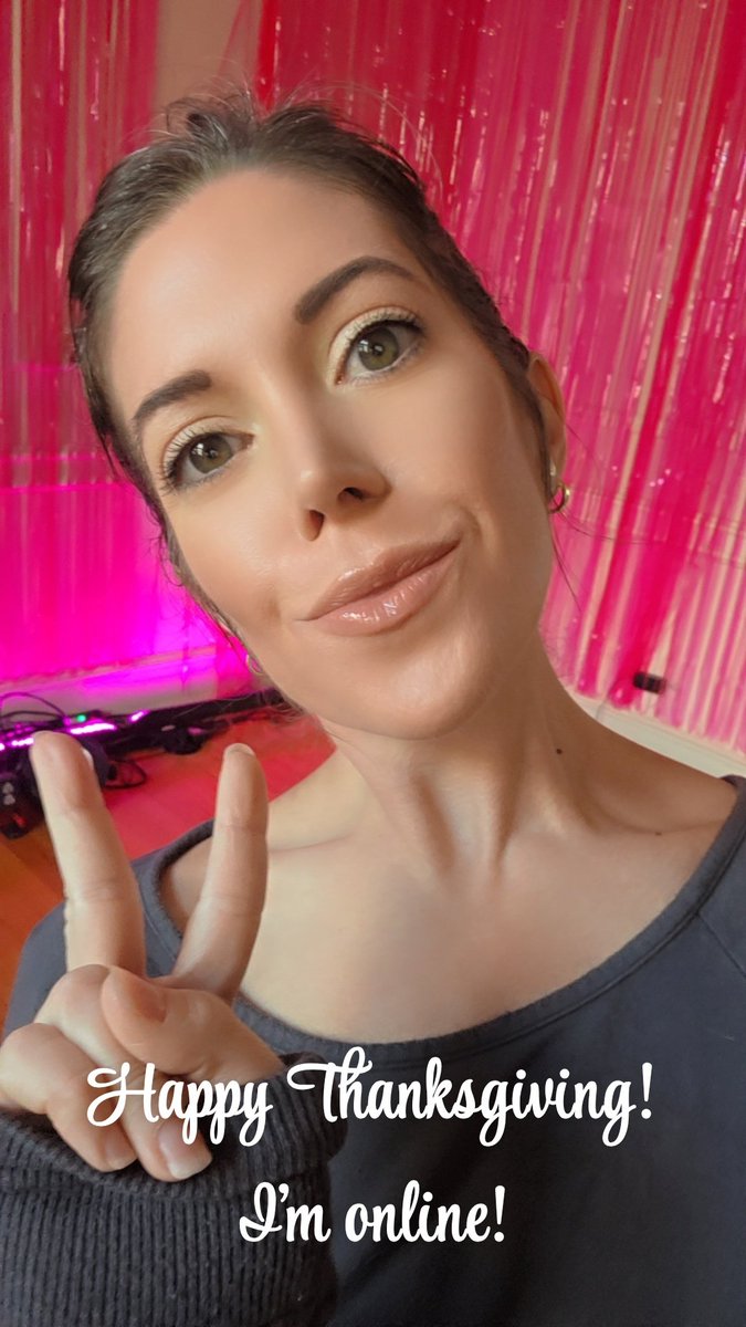 I'm online! Let's eat a bunch of cheese and drink a ton of wine 🤤🥂