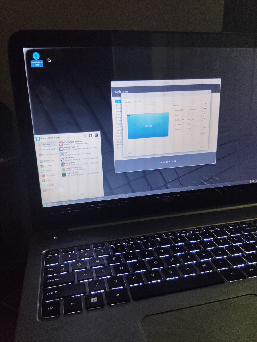 iixpreyliet's tweet image. I have officially switched to linux from windows, for now the linux I&apos;m using is Mint but I plan to change to a different linux later #LinuxMint #Linux