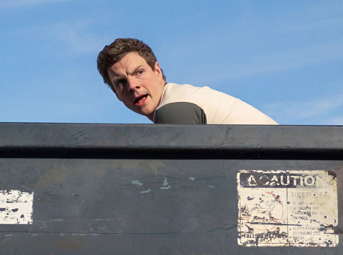 DexterDaily's tweet image. Patrick Gibson Reveals the One Prop He Actually Stole from the Dexter: Original Sin Set dexterdaily.com/2025/11/patric…

#DexterOriginalSin #Dexter