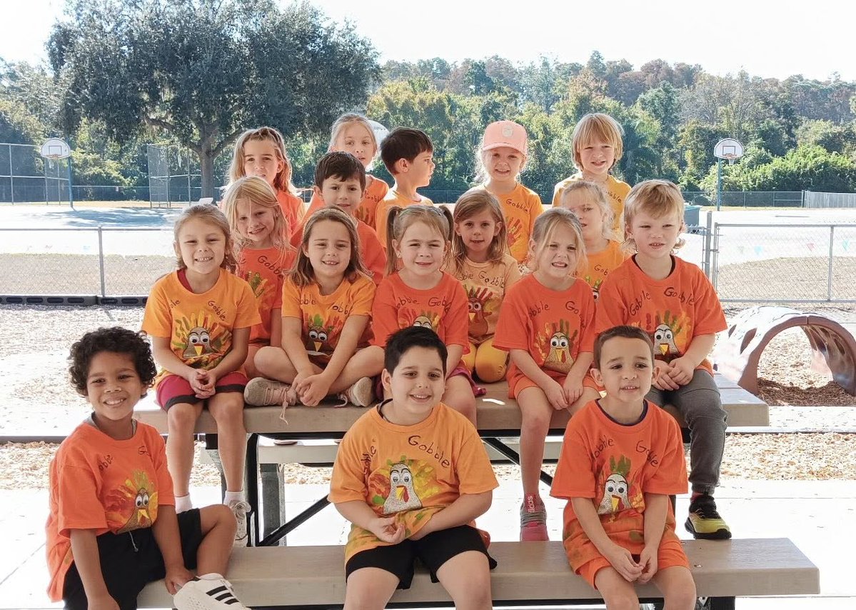 my_pcs's tweet image. Happy Thanksgiving from PCS! 🍂🦃 Across our district, we’ve celebrated gratitude and community in so many ways. We’re thankful for our amazing students, staff, and families who make PCS so special. Wishing everyone a joyful holiday filled with love and happiness!