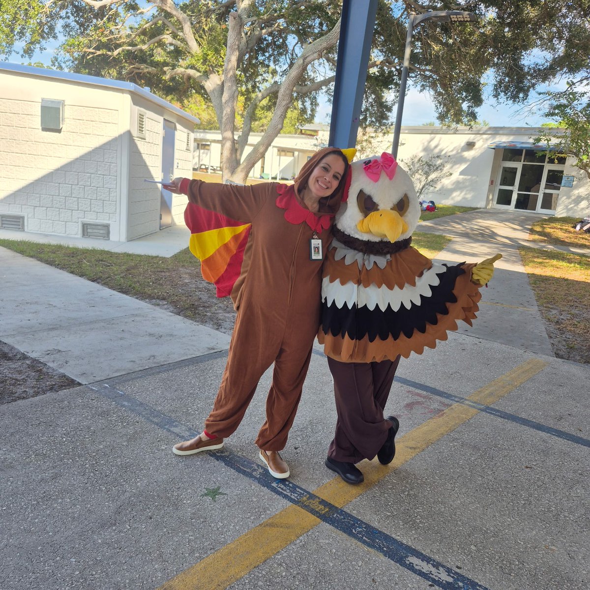 my_pcs's tweet image. Happy Thanksgiving from PCS! 🍂🦃 Across our district, we’ve celebrated gratitude and community in so many ways. We’re thankful for our amazing students, staff, and families who make PCS so special. Wishing everyone a joyful holiday filled with love and happiness!