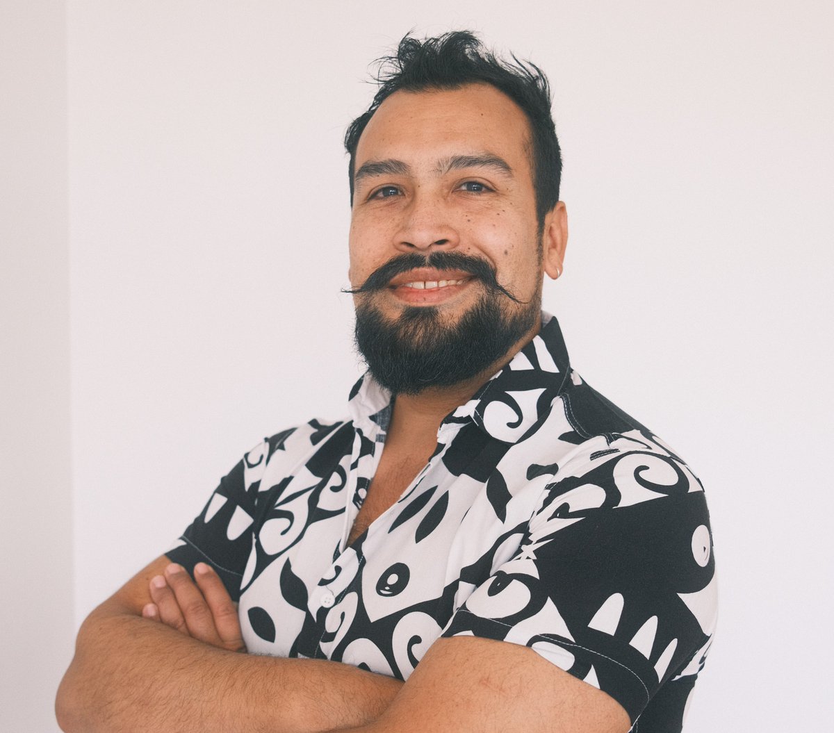 🔴 YA COMIENZA #EsClave | Tu magazine informativo favorito con Beto Aghemio  🎶

¡Escúchalo en vivo sintonizando la 92.9 FM o a través de este enlace! ⬇️
youtube.com/watch?v=OuI4pb…