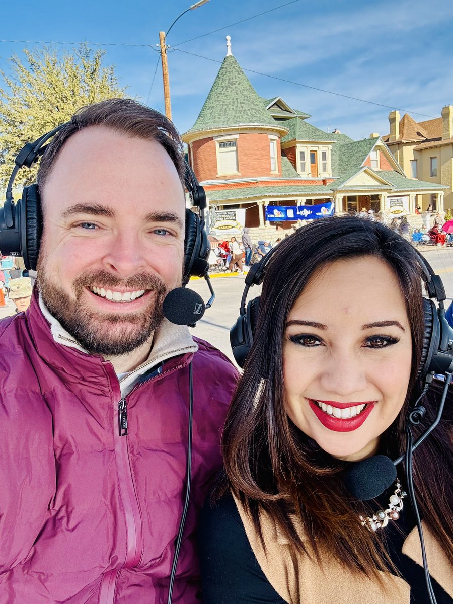 AndyMorganTV's tweet image. That’s a wrap from the 89th Annual Sun Bowl Parade! We have to give a shoutout to our crew. A production of this size isn’t easy to pull off, and they make it happen every year.

Truly thankful to be hosting this El Paso holiday tradition. 

Happy Thanksgiving! 🦃🍽 🍁