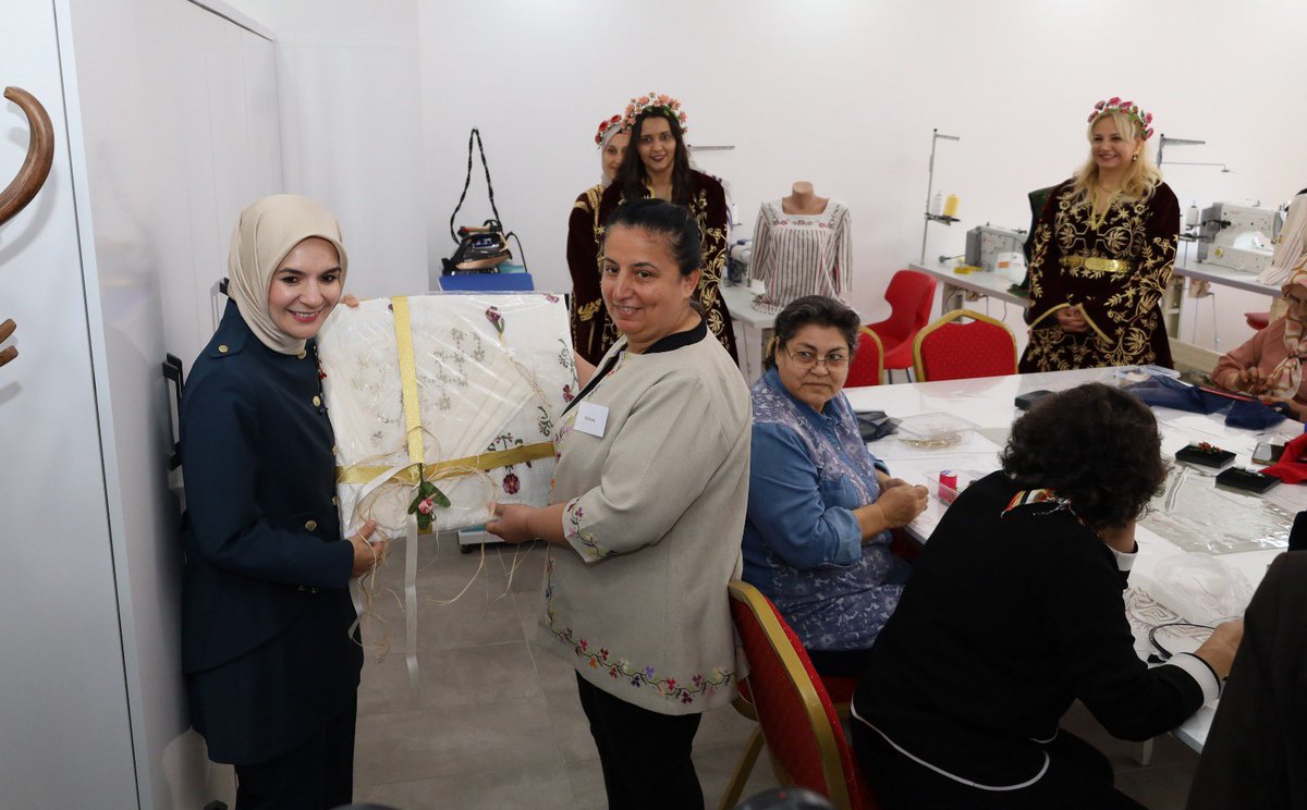 nallihankaymakm's tweet photo. Antalya Çevre Şehircilik ve İklim Değişikliği İl Müdürü Eski Nallıhan Belediye Başkanı Sayın İsmail ÖNTAŞ, AK Parti Nallıhan İlçe Başkanı Sayın Av. Fatih ÜNAL, MHP Nallıhan İlçe Başkanı Sayın Ferhat EFE, protokol üyeleri ve vatandaşlarımızın katılımıyla gerçekleştirilen https://t.co/QteKEjQXLj
