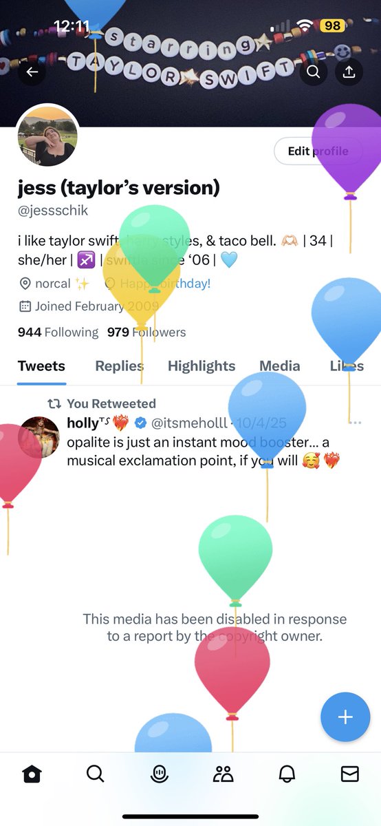 jessschik's tweet photo. It’s balloon day!! Also Happy Thanksgiving everyone 💕 https://t.co/Cu9fL4T1qW