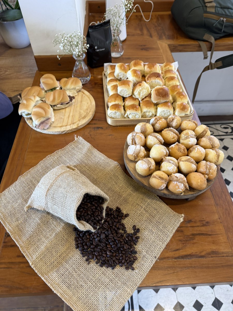 thayto_dev's tweet image. Cafe @cursor_ai - São Paulo edition