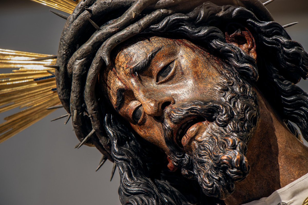 “Buscad al Señor y su poder, buscad continuamente su rostro.”

Es VIERNES DEL SEÑOR

#viernesdelSeñor 
#jubileo2025