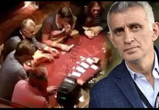 Allah bana fb aleyhine karar vermeyi ve pokerde kaybetmeyi nasip etmesin." (Osmanlı torunu,muhafazkar hacıosmanoğlu)