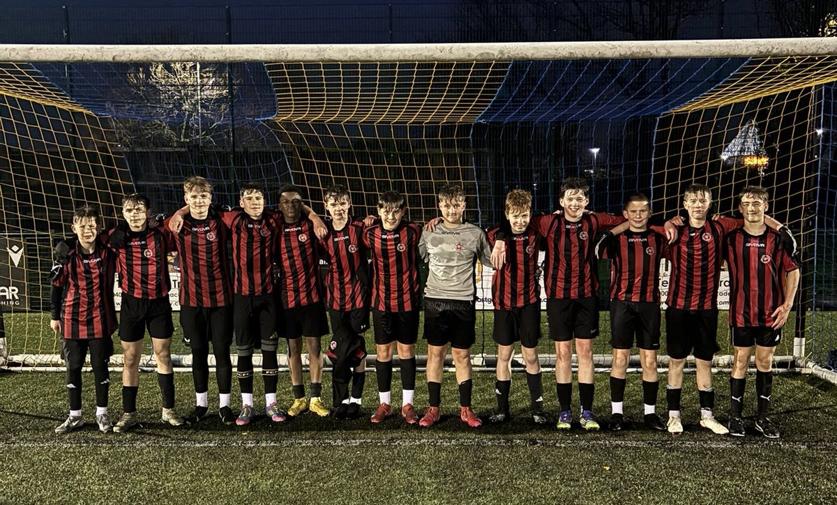 SHS PE fixture Wednesday round up. 
3 sports with 3 different year groups.

Year 9 rugby 72-16 win. 

Year 8 netball 28-2 win

Year 7 netball 12-2 loss 

Year 9 football 4-3 win in the ESFA cup 

Great to see a range of sports and fantastic pupils representing the school 🥳