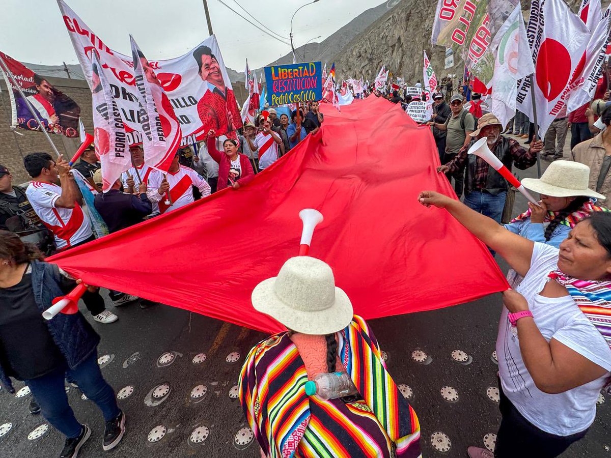 Hoy desde las afueras de Barbadillo, donde la resistencia se siente en cada paso y en cada voz, resuena con la fuerza del pueblo, queda claro que esta historia aún no está escrita del todo. Que el 2026 no será un punto final, sino un nuevo comienzo.
Porque cuando un pueblo decide