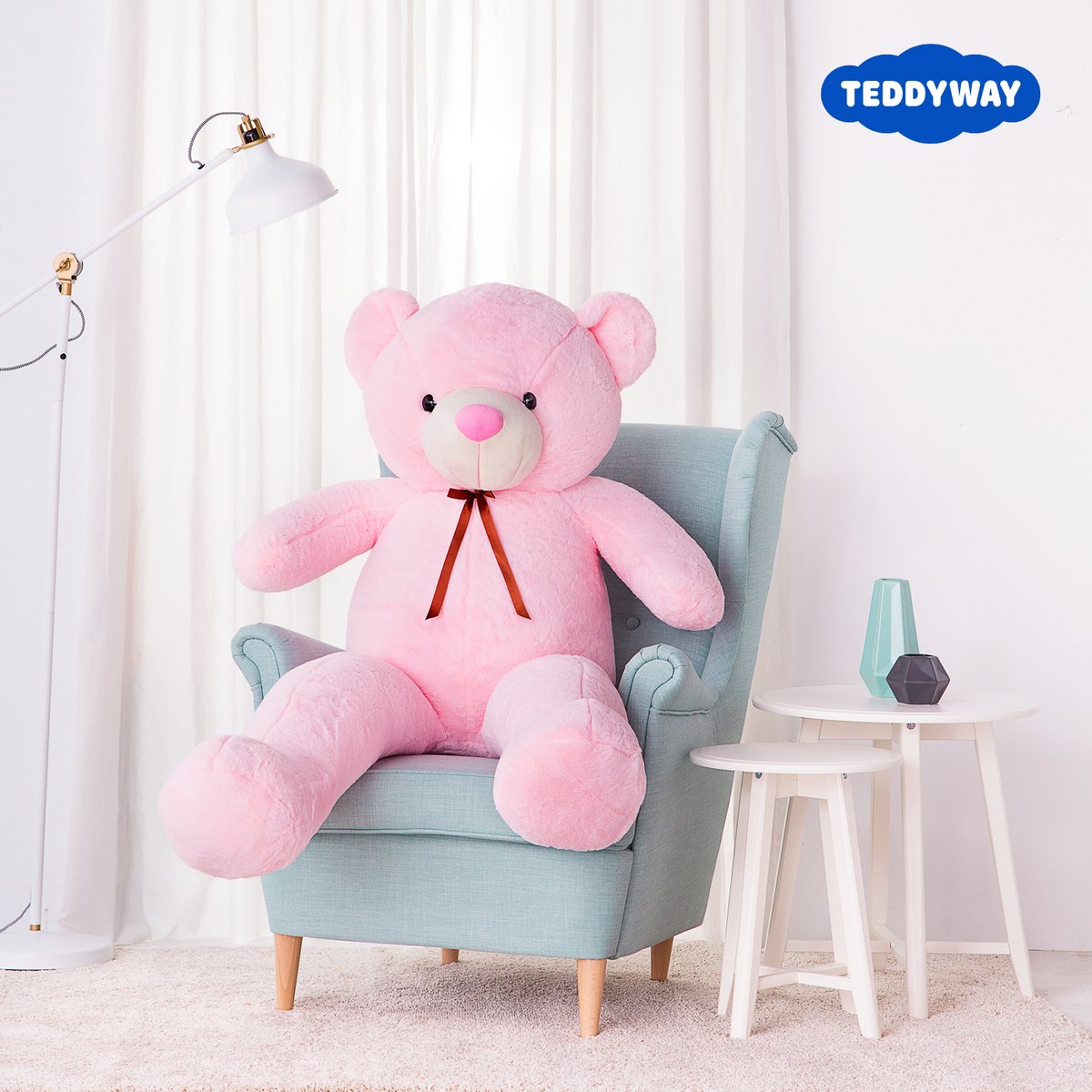 Pink fluff, warm cuddles, and heart-melting bear hugs.
Find out more: teddyway.com