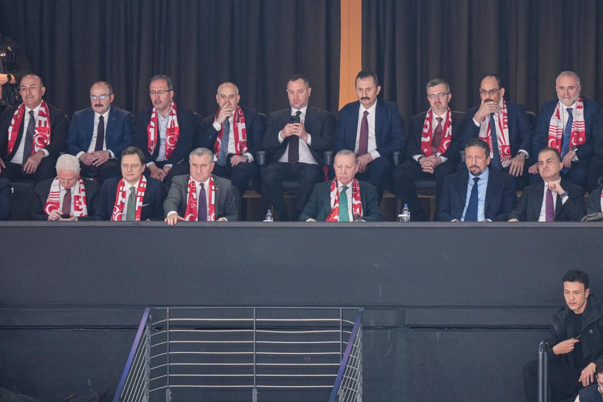 Cumhurbaşkanımız Recep Tayyip Erdoğan, A Milli Basketbol Takımı'nın 2027 FIBA Dünya Kupası Elemeleri'nde Bosna Hersek ile yaptığı maçı yerinde izledi.