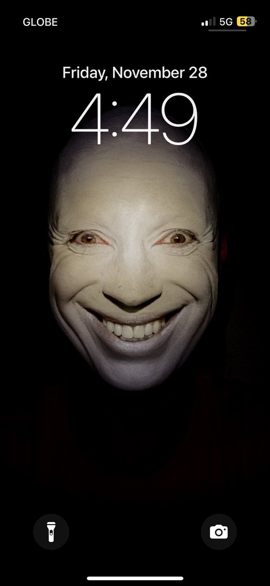 ob1kanobiii's tweet image. used you as my wallpaper to scare anyone who opens my phone