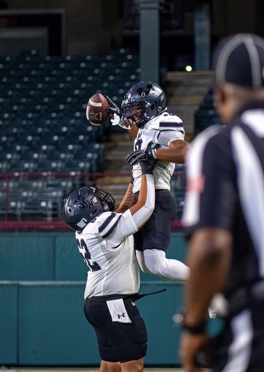 Blessed and thankful for everything 🙏🏾🦃. Happy Thanksgiving ❤️