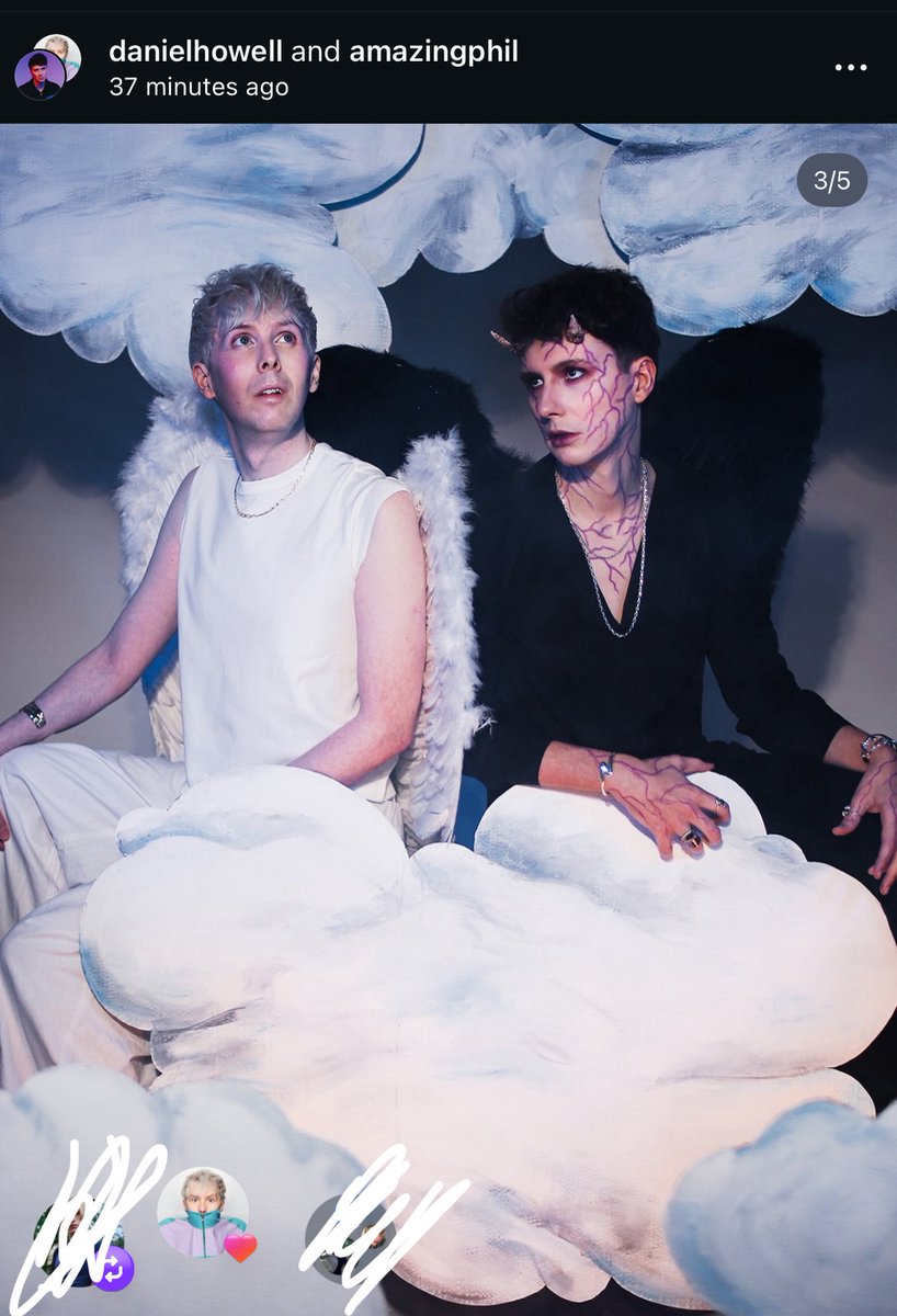 theonIyphan's tweet image. phil liking his own insta post cuz self love is important 🙏🙏