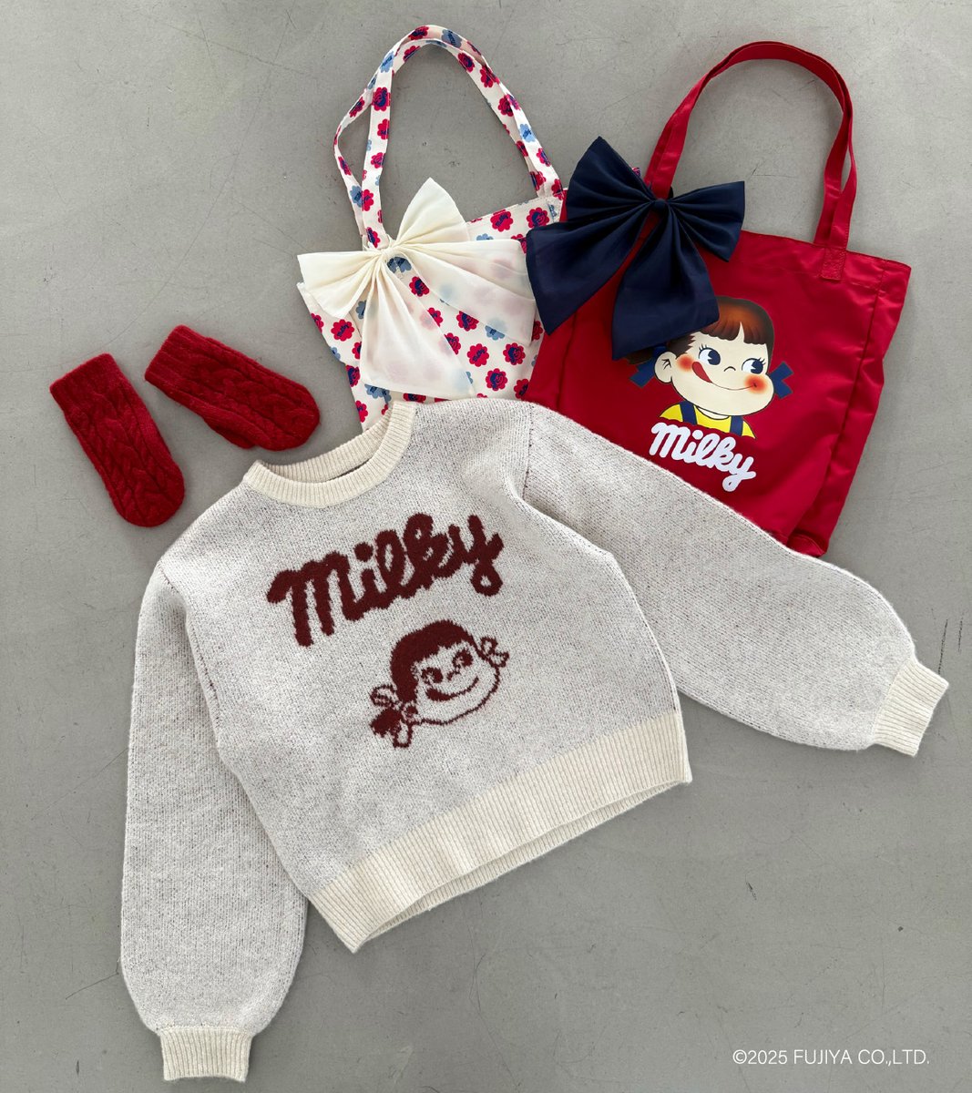 ♡ポコちゃん♡確認用です‼️ ポコちゃんもいる貴重なグッズ♪ペコちゃんとポコちゃんが仲良しのミニ