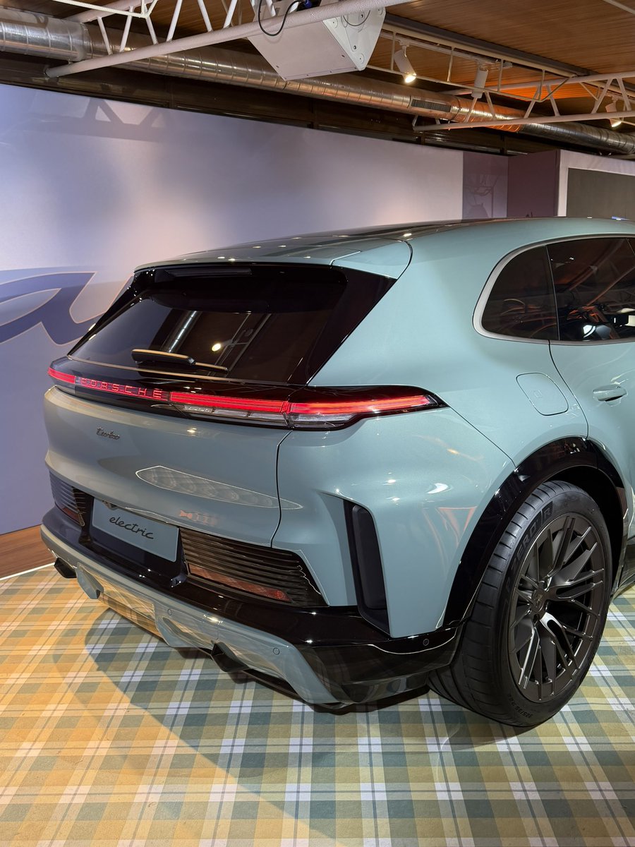 Verownika tweet media