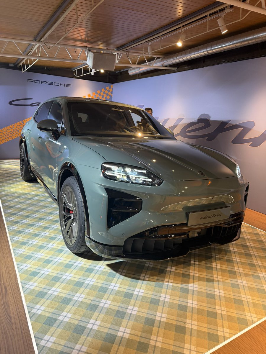 Verownika tweet media