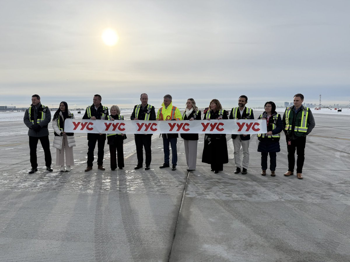 MKingGlobal's tweet image. Any day I get to go airside is a good day!

@FlyYYC officially reopens the west runway after a complete overhaul. First flights land tomorrow with full operations on Tuesday.

#yyc #avgeek