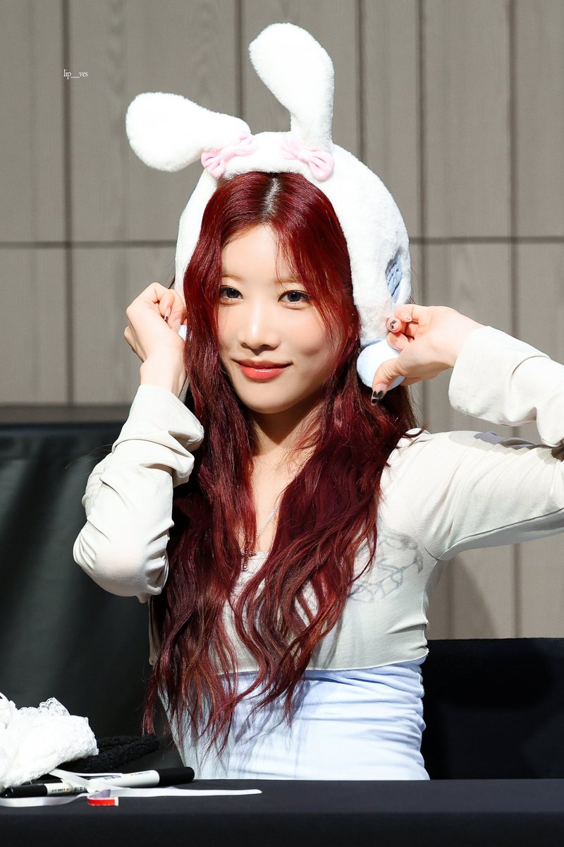 lip__ves's tweet image. 250629 얼굴 상태는 초미녀. 하는 짓은 얼딩 🐰💗
#아르테미스 #ARTMS #김립 #KIMLIP