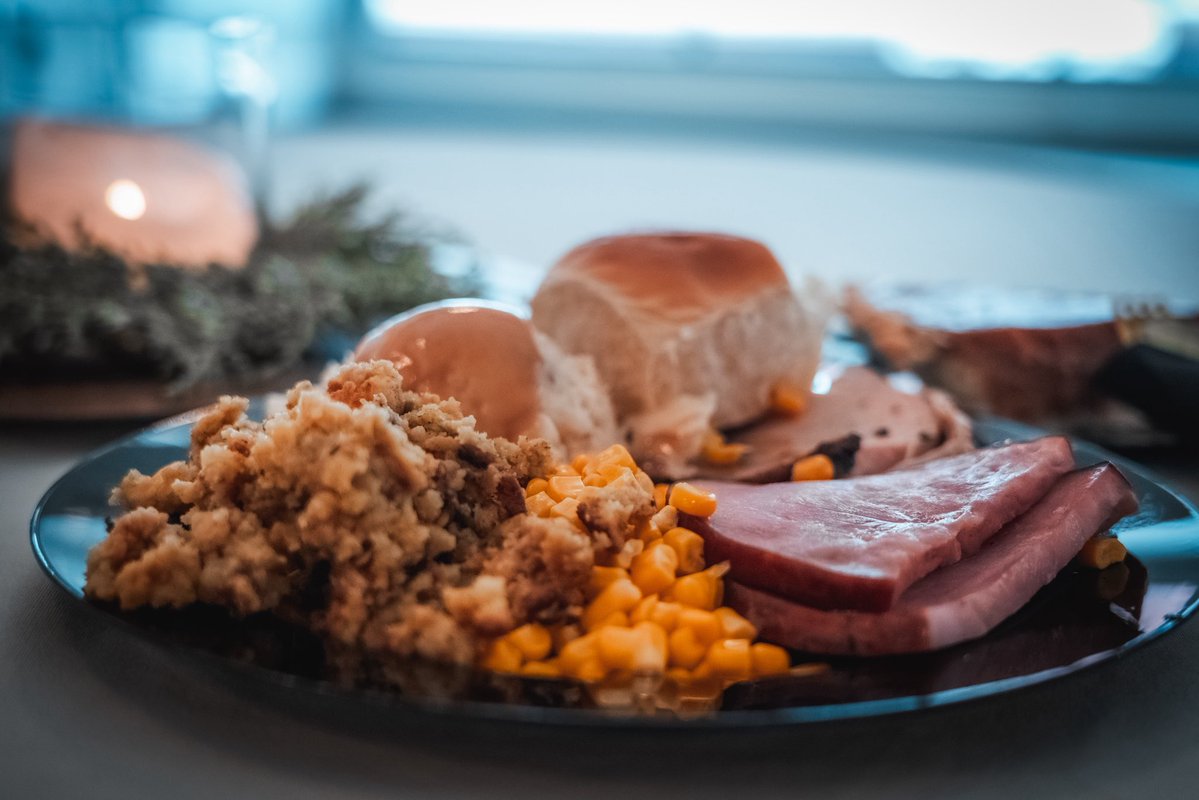 TobyForSD's tweet image. My favorite Thanksgiving tradition is our Doeden Investment Group Turkey Dinner giveaway. This year we proudly served and delivered more than 400 hot meals to friends, families, and those in need. I love our team and their willingness to chip in and give back to others. This…