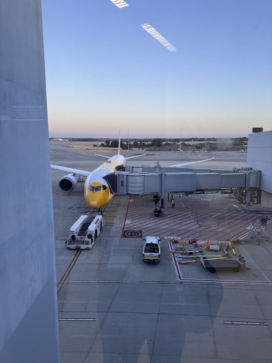 En route to 🇸🇬 for a game I haven’t played since set 1 and then Singapore BCF for one piece!