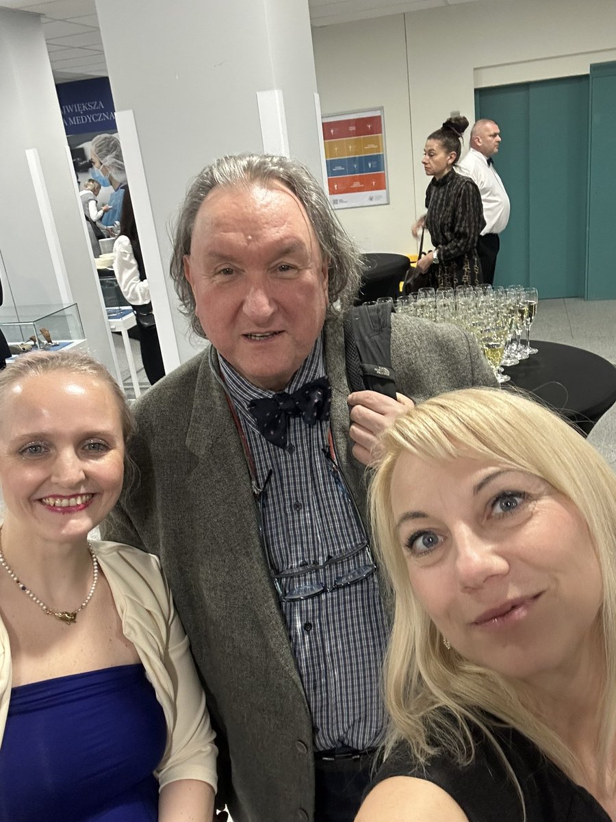 dr hab., prof. uczelni Anna Różańska-Walędziak tweet media