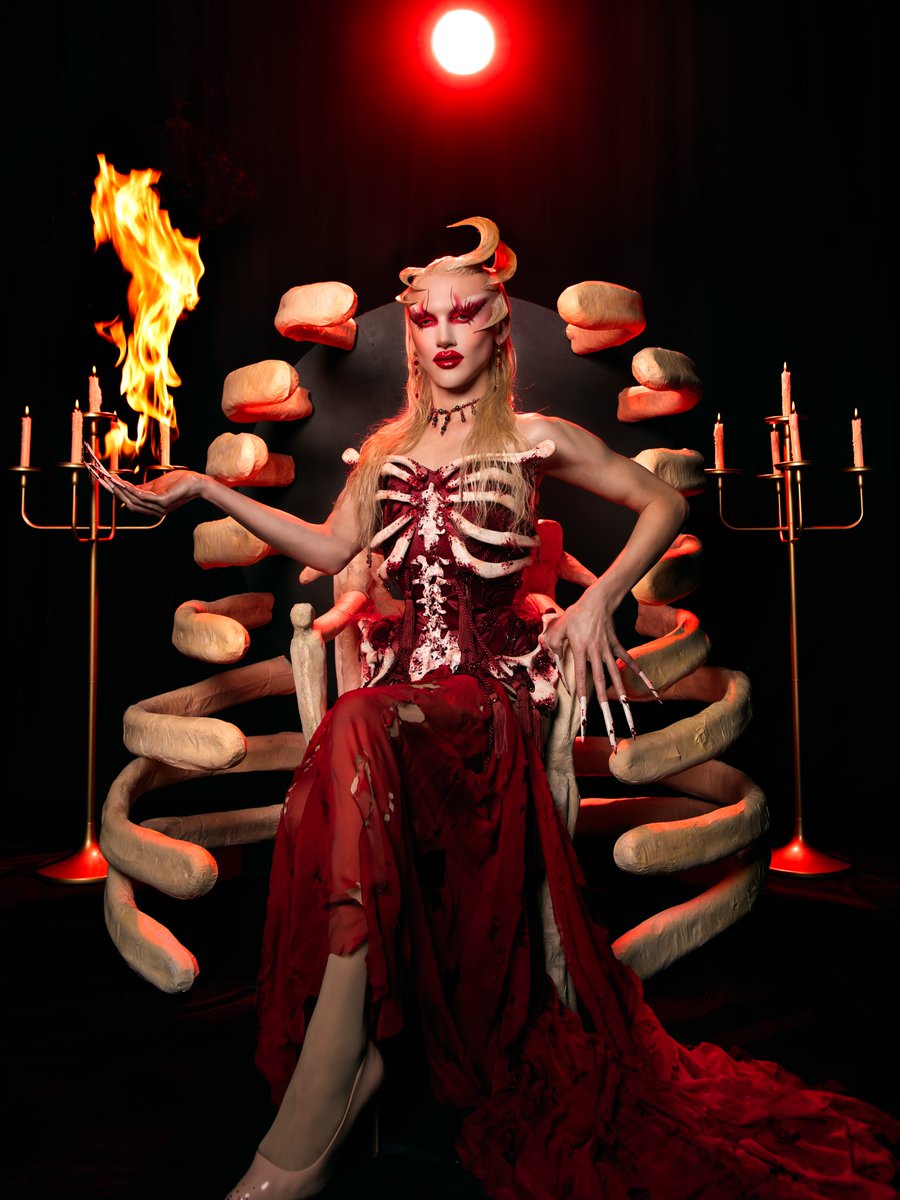 DragBasee's tweet image. Kyran Thrax stuns in her Winner Step-Down look for Drag Race UK season 7.

#DragRaceUK