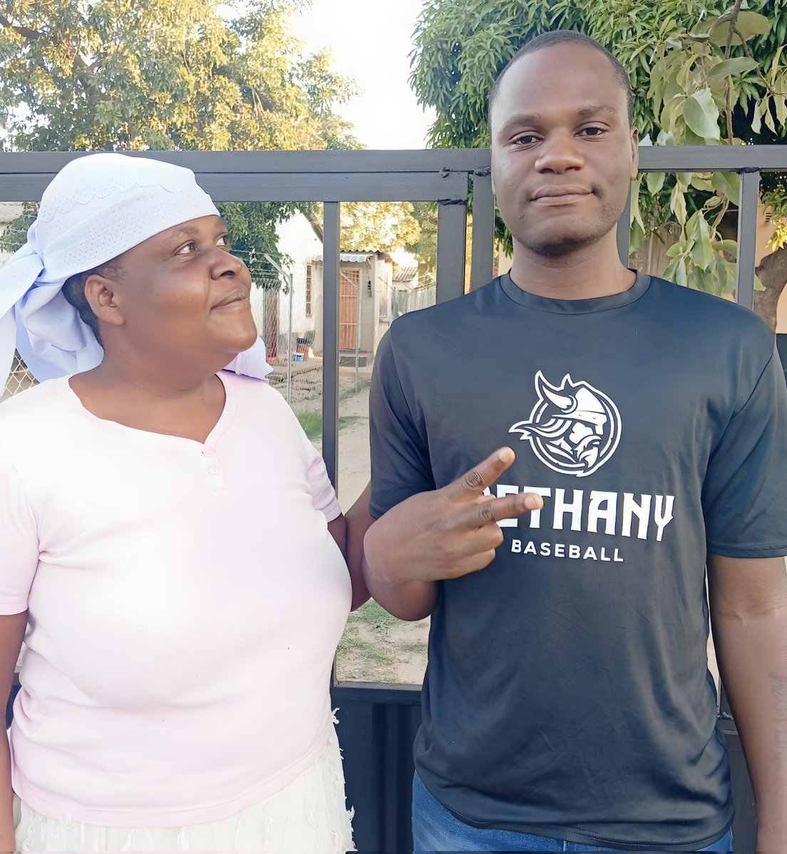 NgoniDanzwa's tweet image. My mom is gone guys💔💔💔
2025 has been cruel. Till we meet again mom.