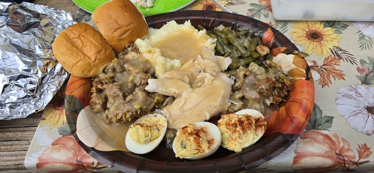 DecryptedTech's tweet image. Camping Thanksgiving Dinner!!
Pretty much everything made in a Dutch oven!