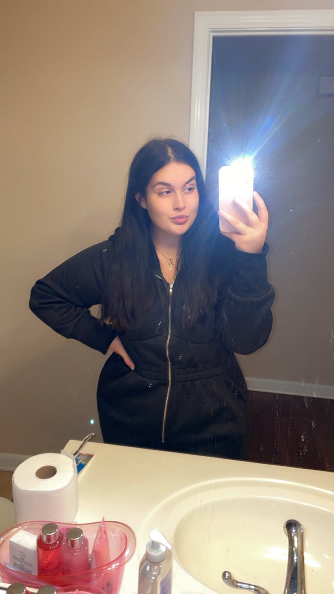 goddess syd tweet media